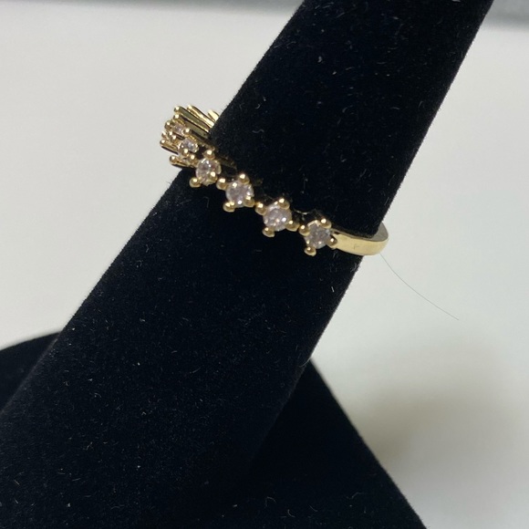 Minimalist White Sapphire Wedding Ring - Picture 3 of 3